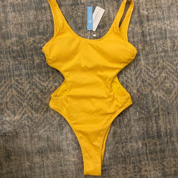 Cupshe Other - NWT Cupshe Yellow One Piece